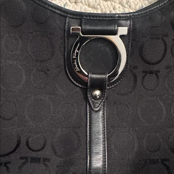 Salvatore Ferragamo Hobo - Picture 2 of 12